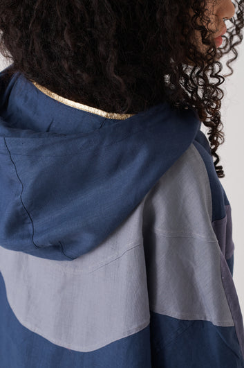 Hoodie Qarless Stormy Night